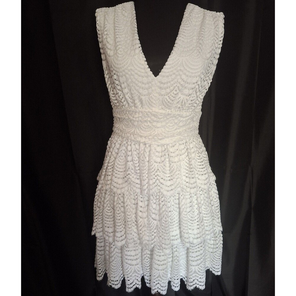 Lily Pulizer White Crochet mini dress tiered skirt Deep V neck coquette whimsy S